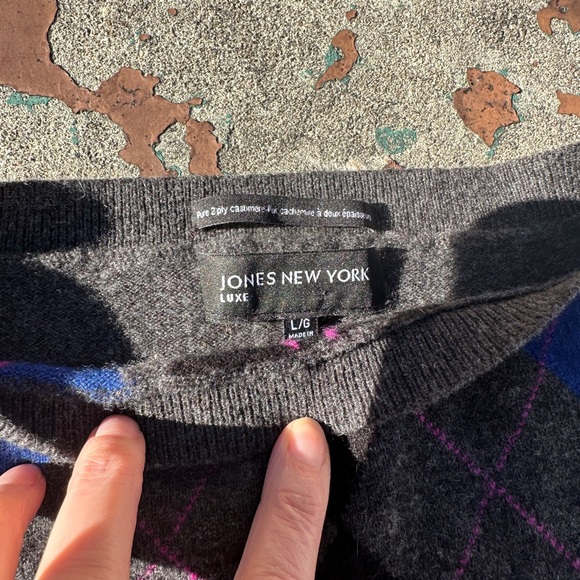 Jones New York Cashmere Argyle Sweater - Picture 3 of 8